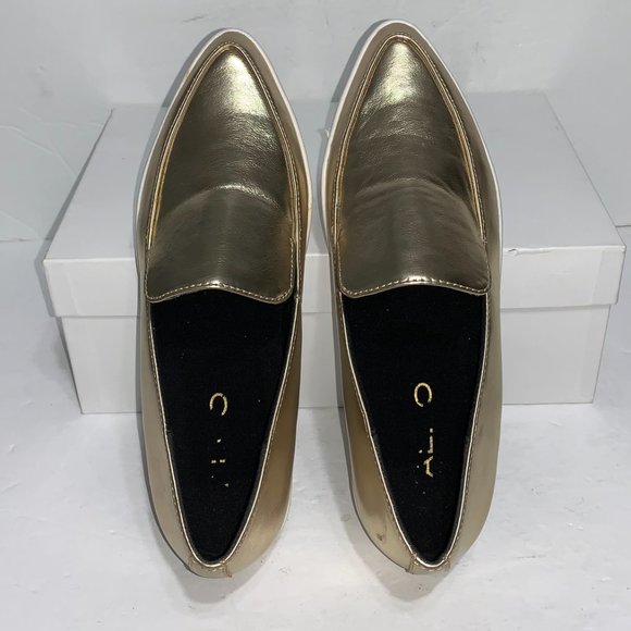 Aldo Trezzo Pointy Toe Sneaker Gold Patent - Picture 5 of 6